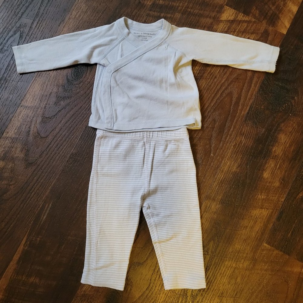 Burts Bees Baby Outfit